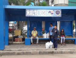 Dishub Cirebon Kota Lakukan Perbaikan dan Perawatan Halte yang Rusak