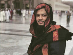 Pemain Sinetron Pesantren Rock N Roll Wafat