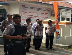 Polres Majalengka Lakukan Simulasi Pengamanan Kantor KPU Majalengka