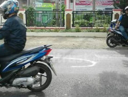 Elf Hantam Sepeda Motor, Satu Tewas