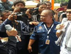 Daftar Ke KPU,  Pasangan Maman Imanulhaq – Jefry Romdoni Resmi Diterima