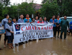 Bantuan Korban Banjir dari  BPR Cahaya Fajar