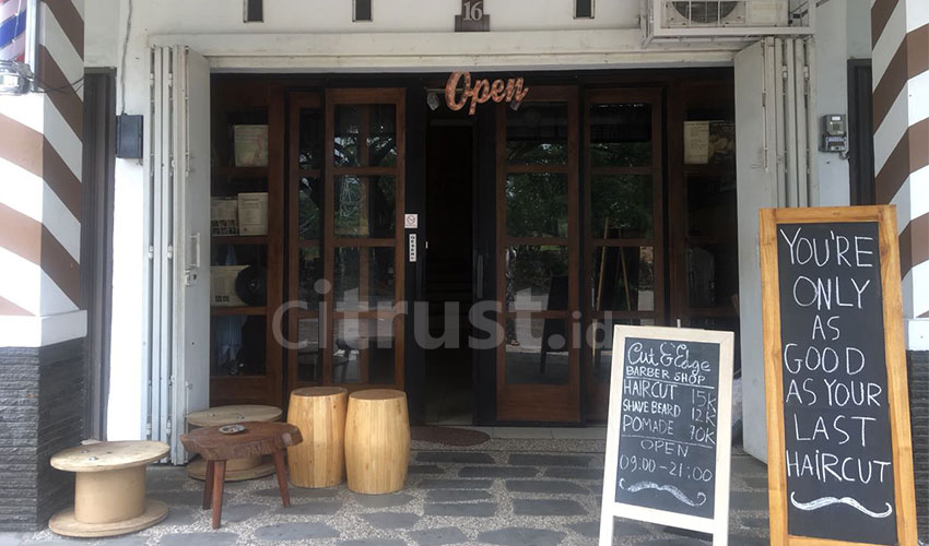 Cut-and-Edge-Barbershop,