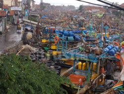 Cuaca Buruk, Nelayan Gebang Susah Melaut