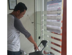 Kantor Lembaga Keuangan Dirusak Massa Oknum LSM