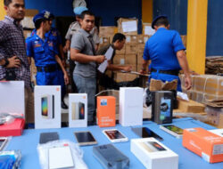 Yang Terbanyak Ponsel Ilegal Ke Indonesia Adalah iPhone dan Xiaomi