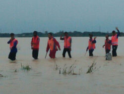 Perjalanan KA Terhambat Akibat Banjir, PT KAI Minta Maaf