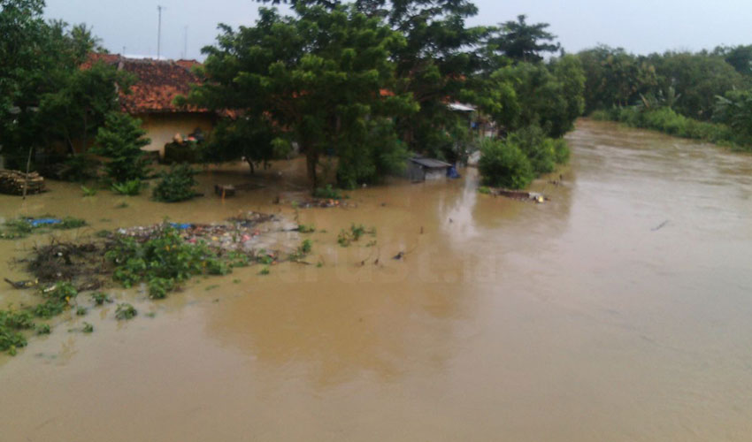 Sungai-Garam-meluap