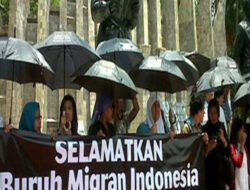Komisi IX DPR RI Minta BNP2TKI Advokasi 102 Buruh Migran Yang di Tangkap Petugas Malaysia