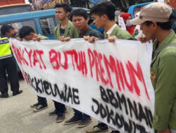 Mahasiswa Unida Bogor Melakukan Unjuk Rasa Atas Kenaikan BBM