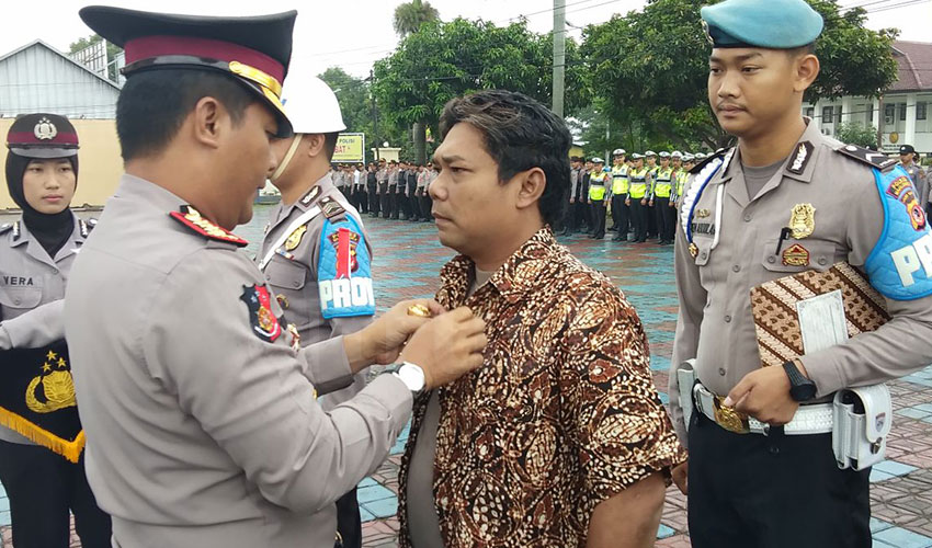 Upacara-Pemecatan-Tidak-Hormat