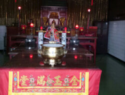 Persiapan Perayaan Imlek di Vihara Pemancar Keselamatan Majalengka