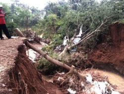 Bantuan Mulai Berdatangan untuk Korban Banjir Ciledug