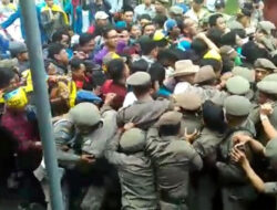 Unjuk Rasa PMII Cirebon Tolak UU MD3