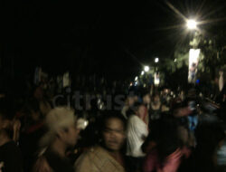 Setelah 10 Tahun Slank Kembali Hentak Cirebon, Penonton Membludak