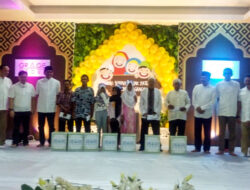 Warga Padati Bazaar di TPI Pesisir Kota Cirebon