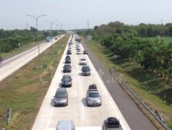 Selasa Siang, Arus Mudik Ramai Lancar