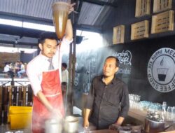 Coffee Shop “Jus Kuphi Medan” Tawarkan Keunikan Meracik Kopi