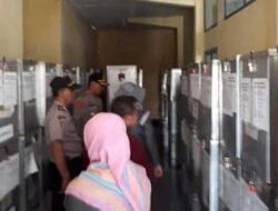 Kapolres Majalengka Cek Keamanan Logistik Pilkada di KPU Majalengka