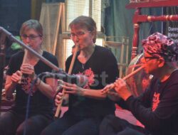 Pusaka Sunda dari California Amerika Serikat Tampil di Majalengka