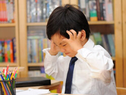 Terlalu Banyak Jadwal Les Tidak Baik untuk Anak