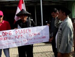 Tuntut Tuntaskan Kasus Gratifikasi Pajero Bupati Indramayu, Masdi Jalan Kaki ke KPK