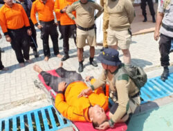 Tim SAR Gabungan Gelar Simulasi Penyelamatan Atlet Canoe Asian Games