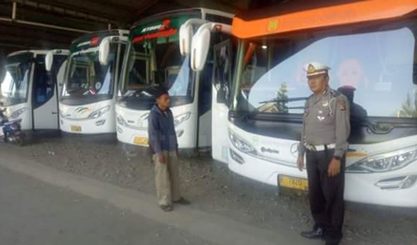 Cegah Kecelakaan Libur Iduladha, Satlantas Majalengka Sidak Kelayakan Bus Pariwisata