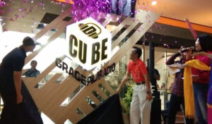 Pertama di Cirebon, Studio Radio Masuk Mall