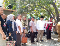 Muhajidin Nur Hasim Bagikan Sapi Kurban ke FKKC dan DPC Gerindra Kab. Cirebon