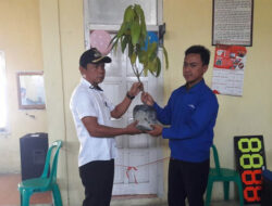 Kelompok Kuliah Nyata Mahasiswa (KNM) Unma Lakukan Penghijauan