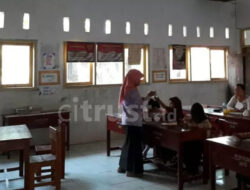 Gedung Sekolah Tak Layak, SDN Cibeber Kab. Indramayu Minim Peserta Didik