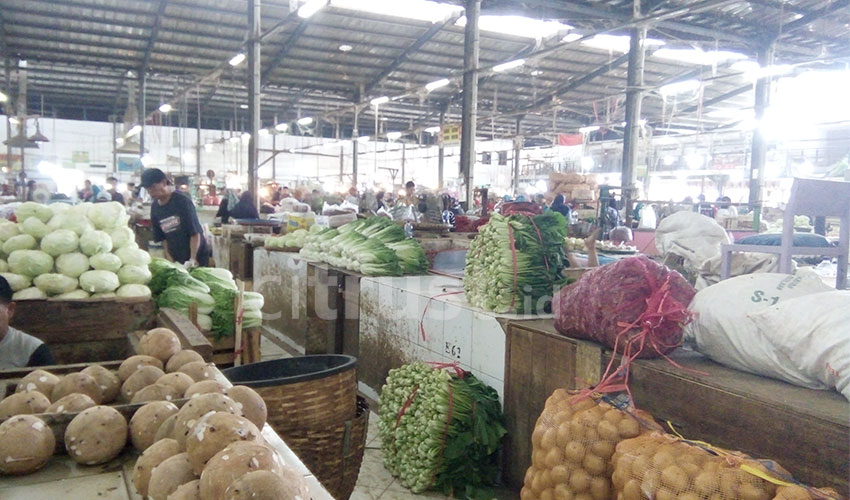 Harga Sayur di Pasar Jagasatru Stabil