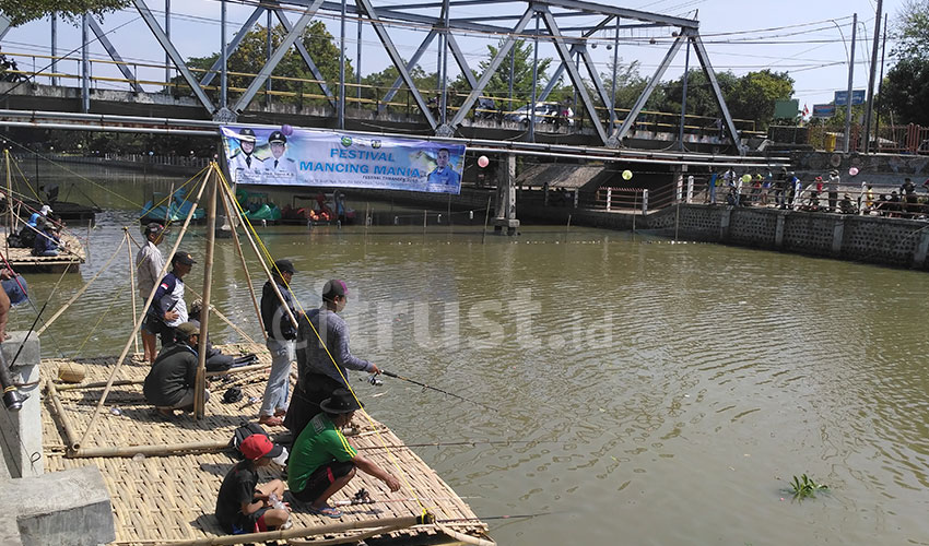 Meriahkan HUT Indramayu ke-491 Ratusan Orang Ikuti Lomba Mancing Mania