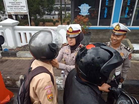 Asah Kemampuan, Kapolres Latih Anggota Beladiri