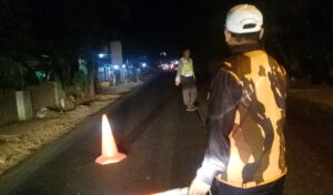 Meski Macet, Pengaspalan Jalan Raya Beber Diprediksi Menambah Kenyamanan Pengemudi