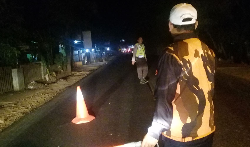 Meski Macet, Pengaspalan Jalan Raya Beber Diprediksi Menambah Kenyamanan Pengemudi