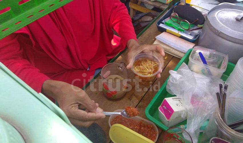 Kesegaran Rujak Serut Ampera Tiada Tara