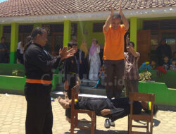 SDN 3 Kerandon Perkenalkan Pencak Silat Asli Cirebon