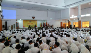 Sebanyak 1.319 Mahasiswa Uniku Ikuti PKKMB
