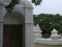 Mengungkap Misteri Gerbang Pintu Si Blawong Keraton Kanoman