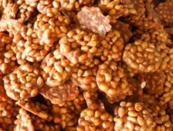 Nama Ampyang Diambil Dari Jalan Yang Rusak, Benarkah?