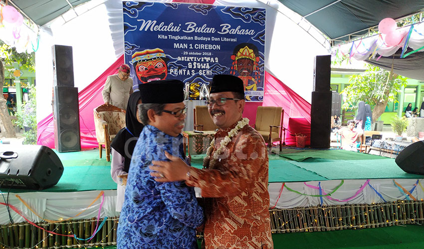 MAN 1 Cirebon Gelar Kegiatan Peringatan Bulan Bahasa