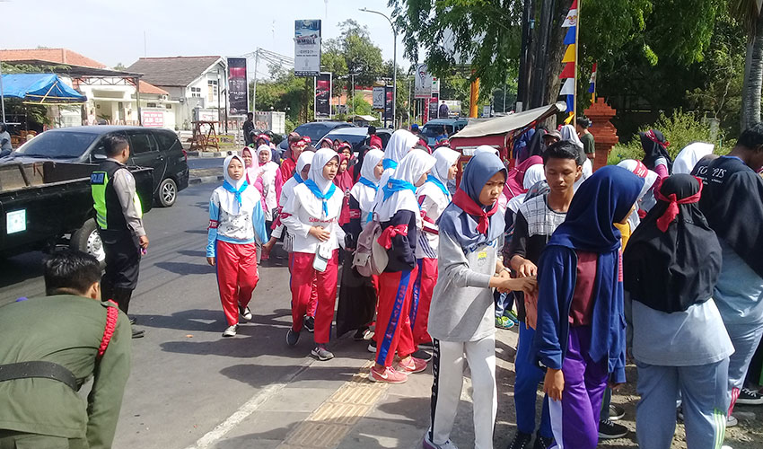 Oman: Minimal Tubuh Manusia Memerlukan Setengah Jam untuk Berjalan Kaki