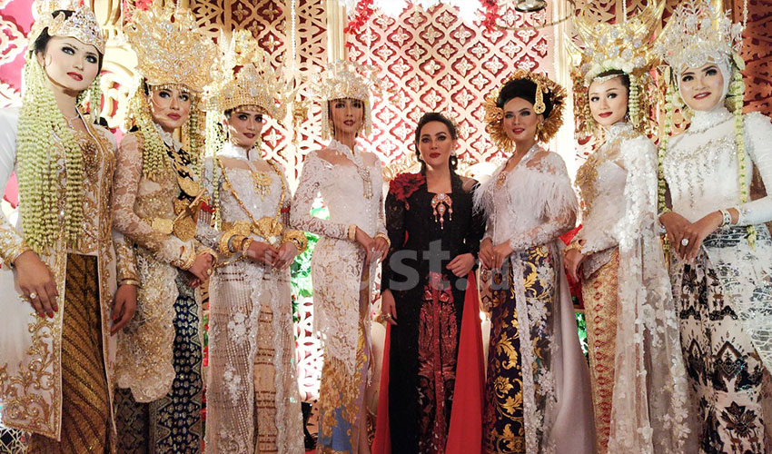 Gandeng Dewi Gita, AR'Q by Arief Rachmanto Luncurkan Koleksi Busana Terbaru