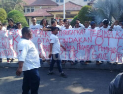 Sunjaya Terciduk KPK, KOMPAK Gelar Syukuran di Depan Kantor Bupati