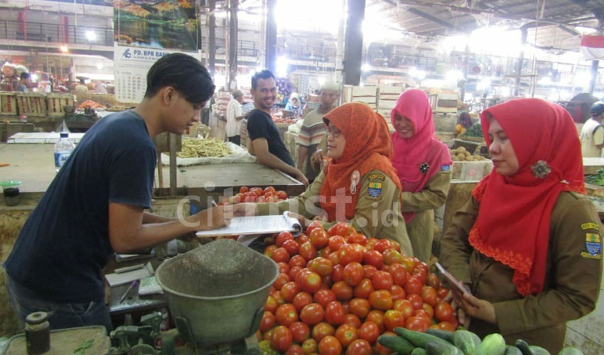Mie Basah Mengandung Zat Boraks Ditemukan di Pasar Kanoman
