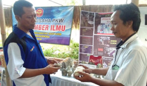 Patut Ditiru, ASN Majalengka Daur Ulang Sampah Plastik Jadi Barang Kerajinan
