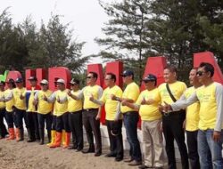 Yosep Umarhadi Hadiri Aksi Tanam 1000 Mangrove dan Bersih Pantai