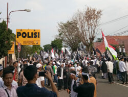 Kepung Mapolres Kuningan, Aliansi Ormas Islam Gelar Parade Tauhid